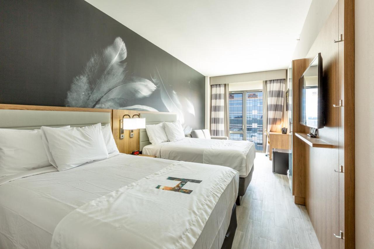 Hotel Ninety Five - Jfk Airport New York Exteriör bild